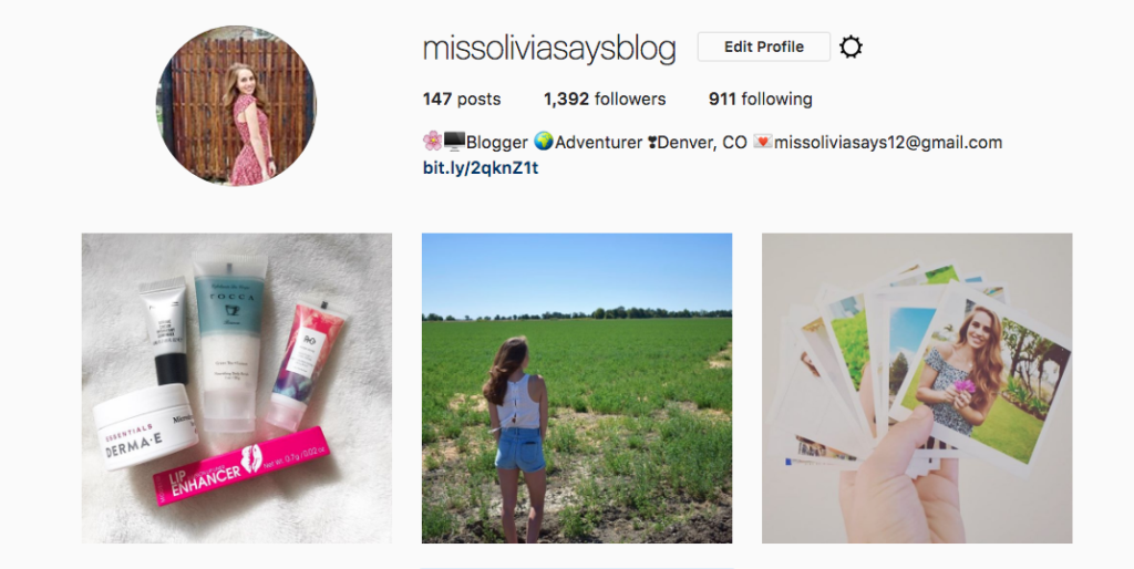 How to embed Instagram photos in blog posts